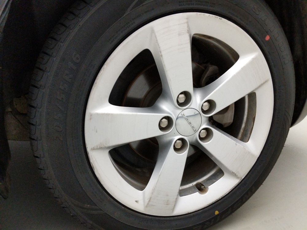 2016 Dodge Dart - Wheel