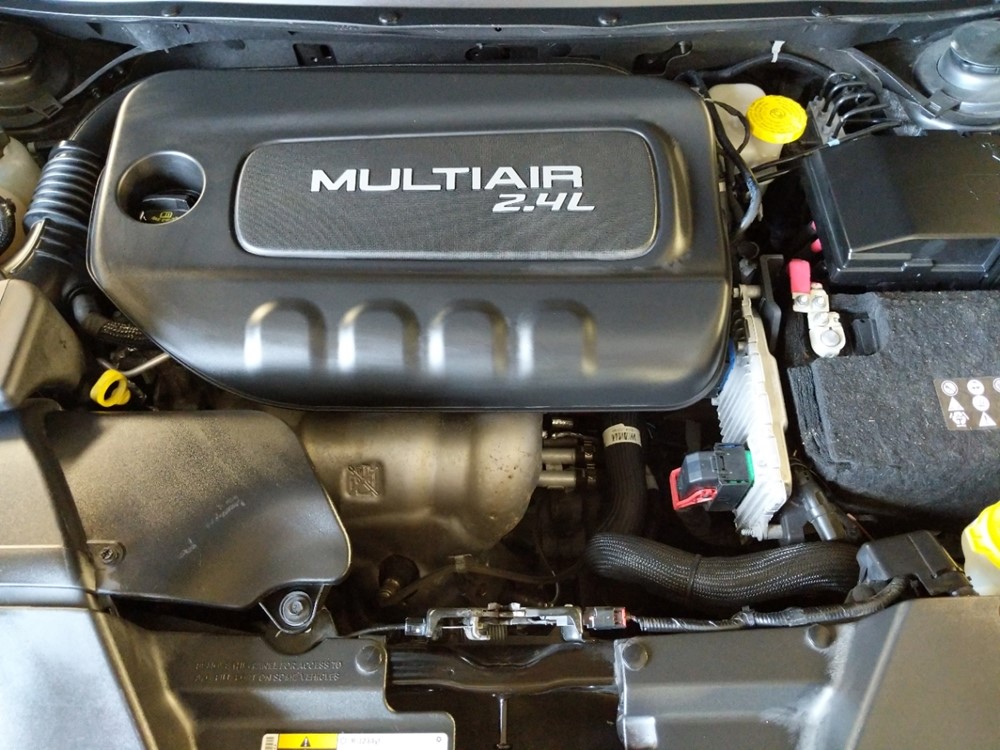 2016 Jeep Cherokee - Engine