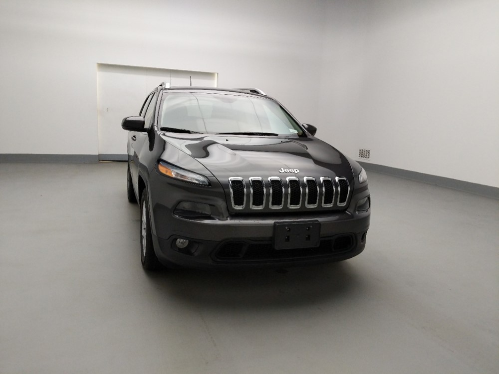 2016 Jeep Cherokee - Passenger Front Hood