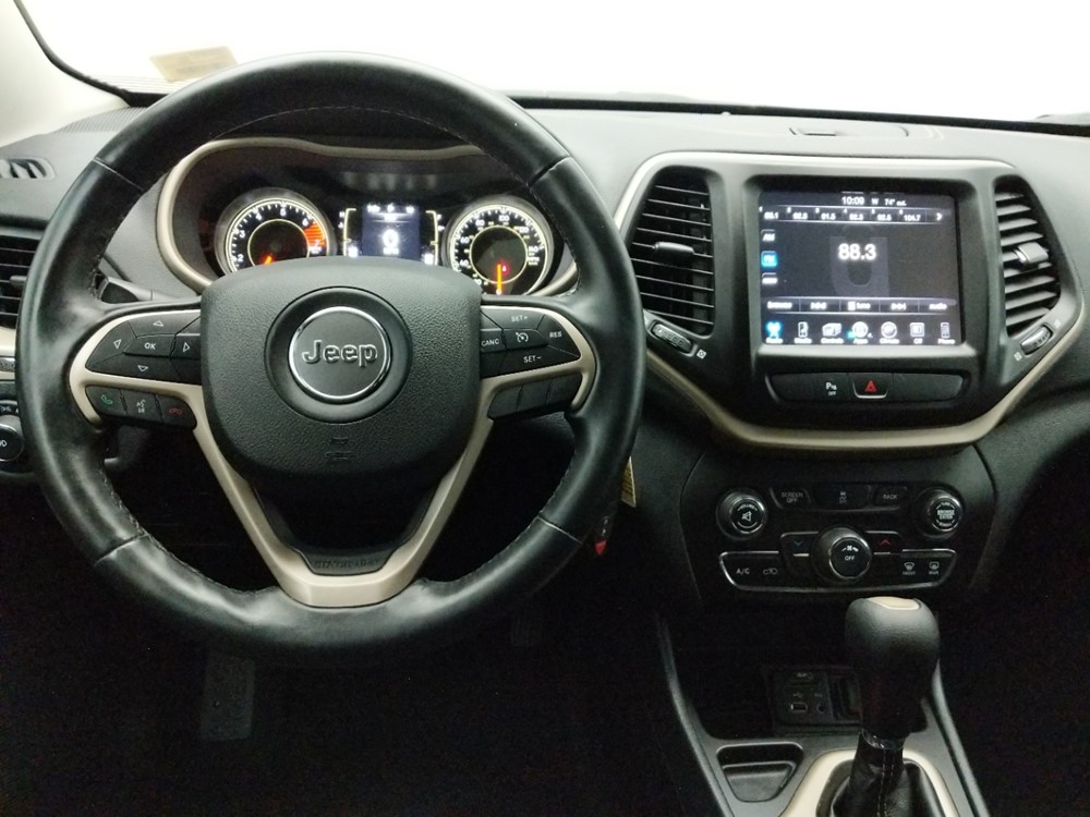 2016 Jeep Cherokee - Driver Dash