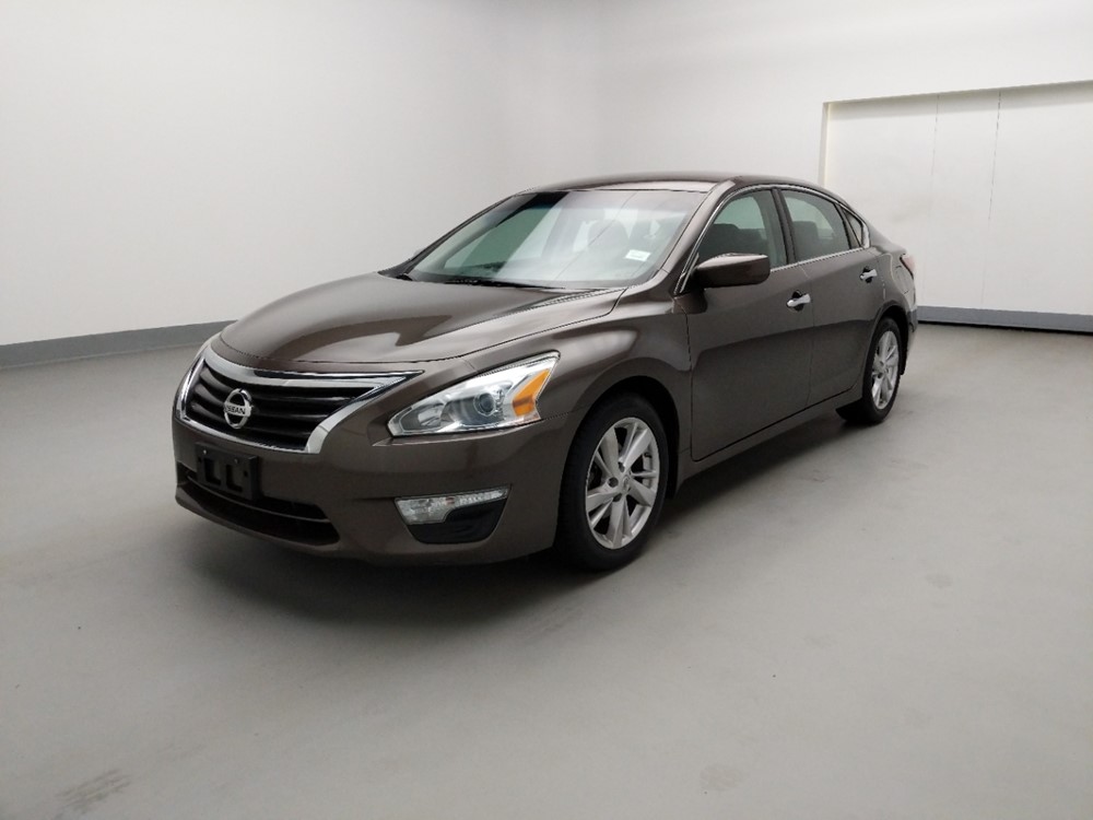 2014 Nissan Altima - Driver Front Bumper