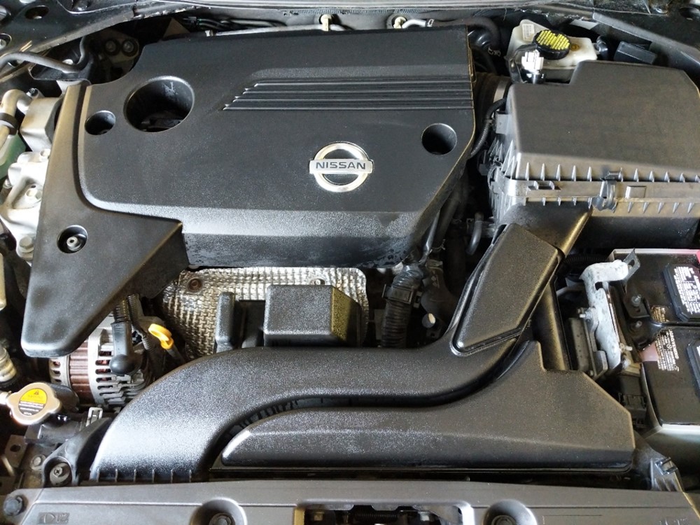 2014 Nissan Altima - Engine