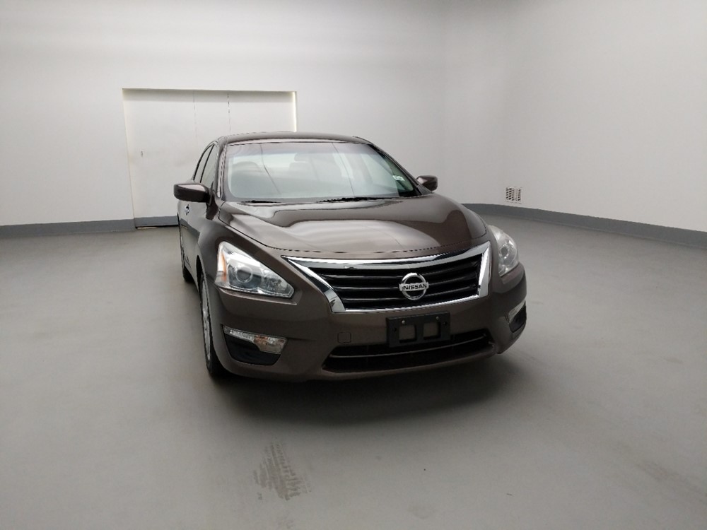 2014 Nissan Altima - Passenger Front Hood