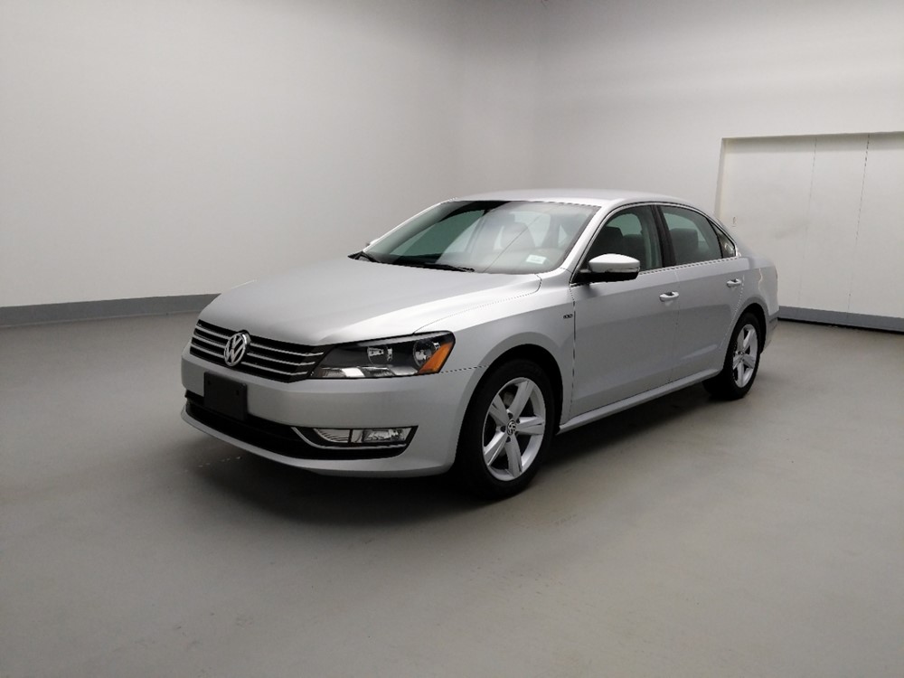 2015 Volkswagen Passat - Driver Front Bumper