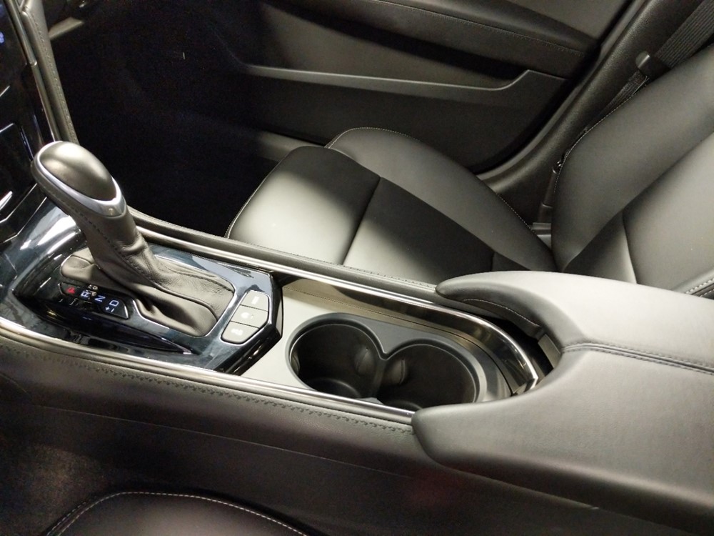2016 Cadillac ATS - Center Console/Cup Holders