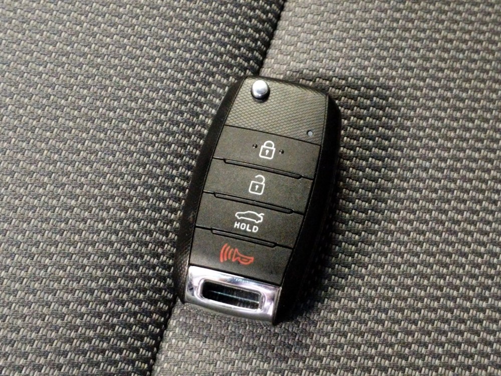 2017 Kia Forte - Keys