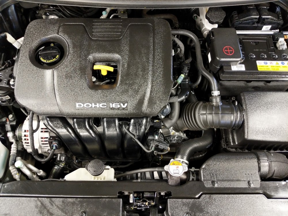 2017 Kia Forte - Engine