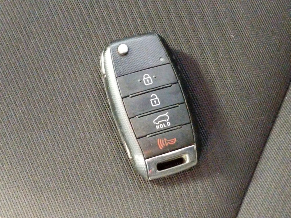 2016 Kia Soul - Keys