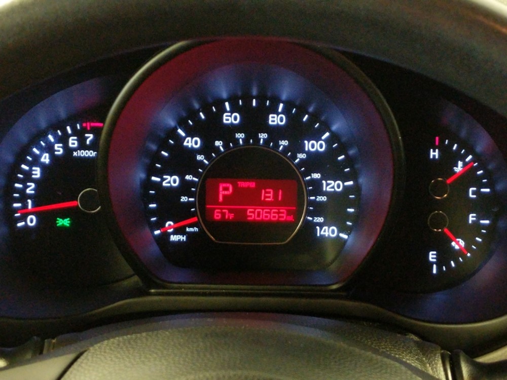 2016 Kia Soul - Odometer Close Up