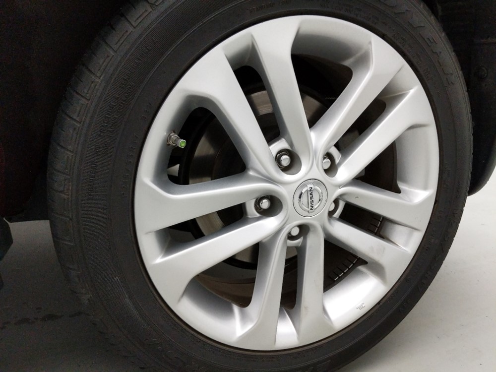2015 Nissan JUKE - Wheel
