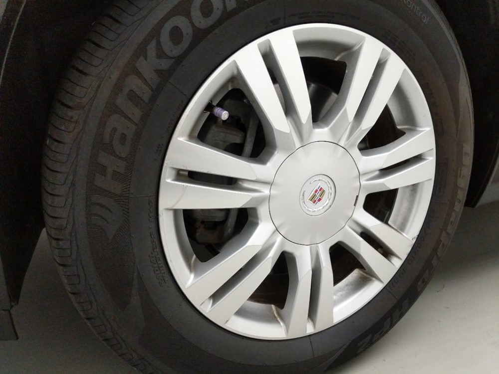 2011 Cadillac SRX - Wheel