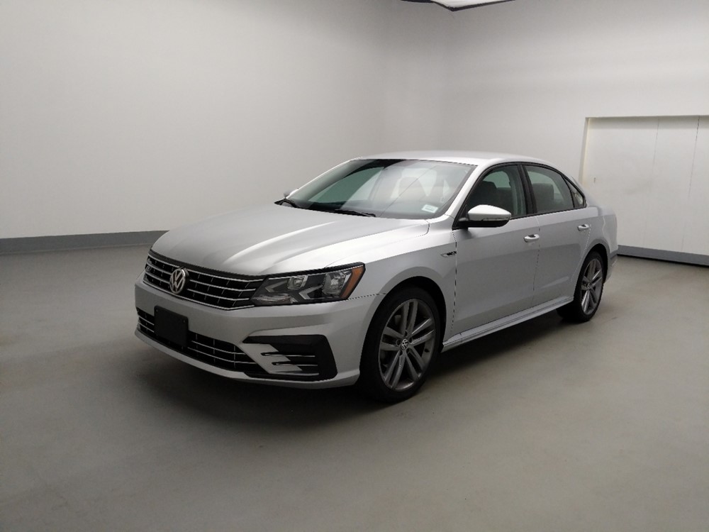 Used 2018 Volkswagen Passat Driver Front Bumper