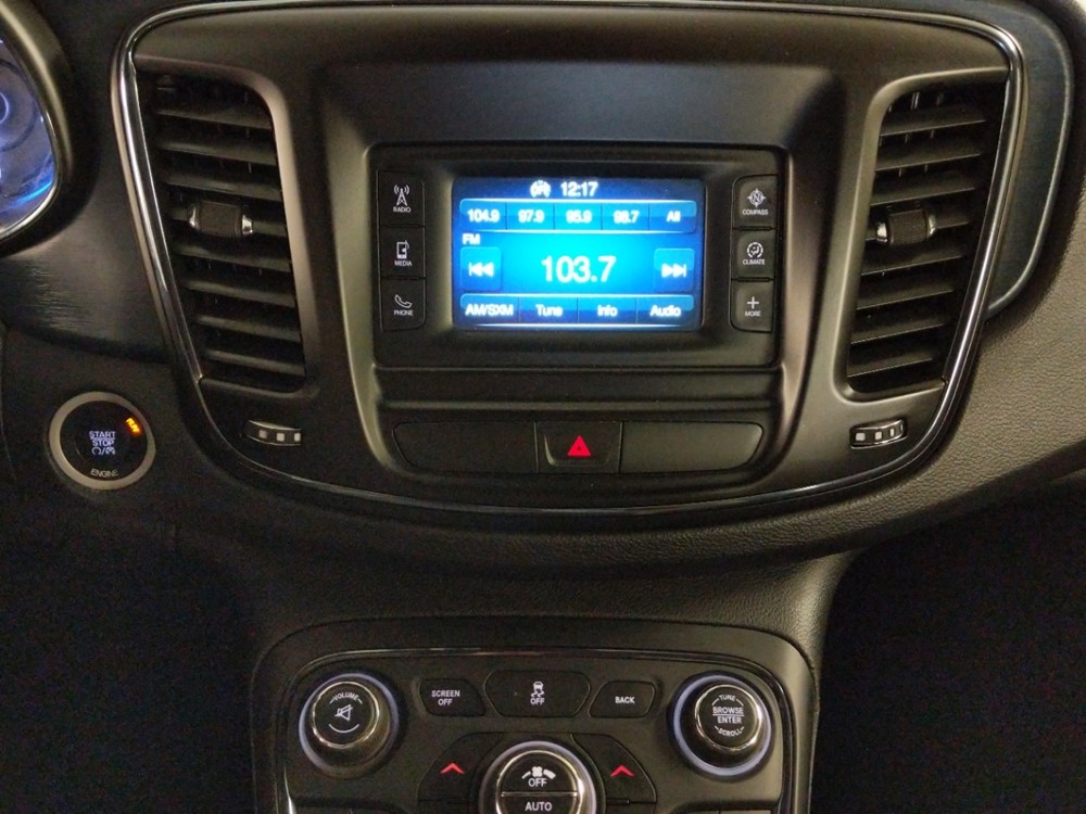 2015 Chrysler 200 - Stereo Package