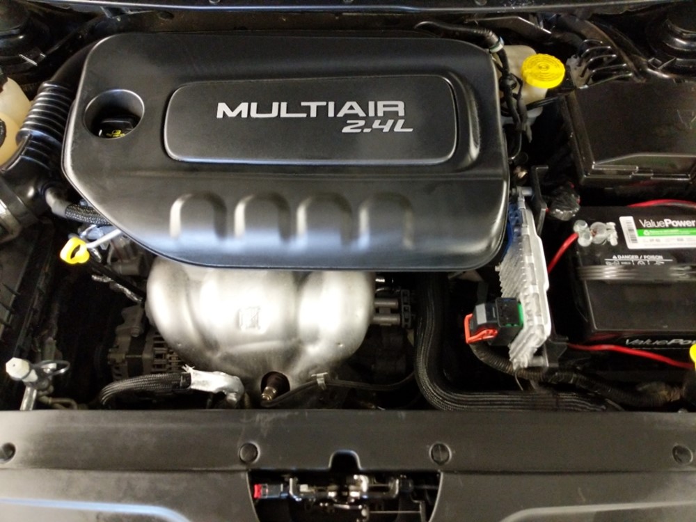 2015 Chrysler 200 - Engine