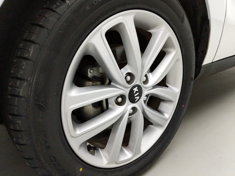 2017 Kia Soul - Wheel