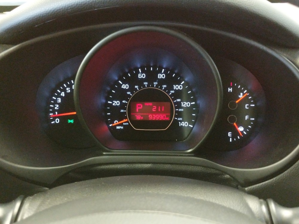 2017 Kia Soul - Odometer Close Up