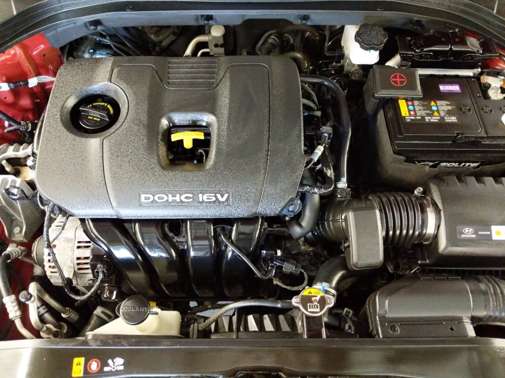 2018 Hyundai Elantra - Engine