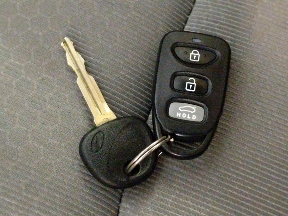 2018 Hyundai Elantra - Keys