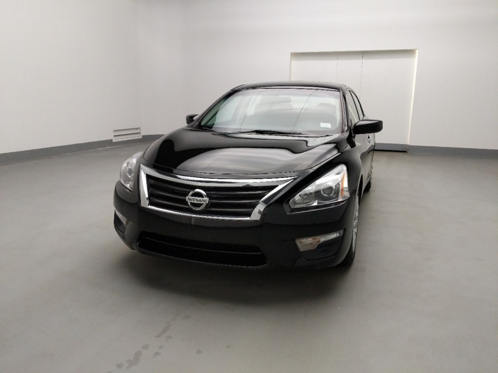 2015 Nissan Altima - Driver Front Hood
