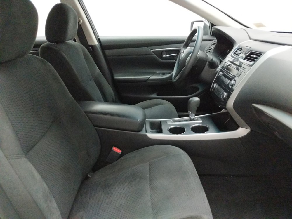 2015 Nissan Altima - Passenger Front Seat