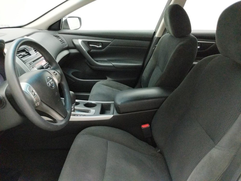 2015 Nissan Altima - Driver Front Seat