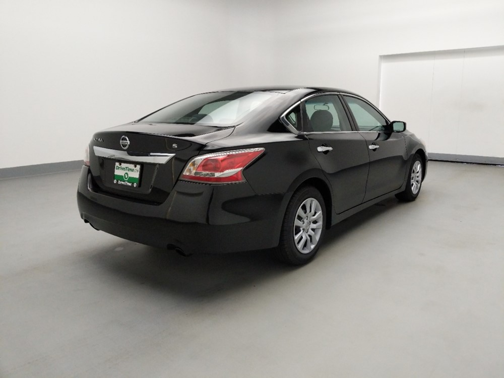 2015 Nissan Altima - Passenger Rear Bumper