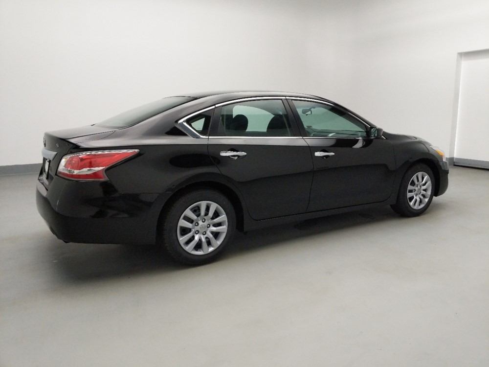 2015 Nissan Altima - Passenger Rear Side