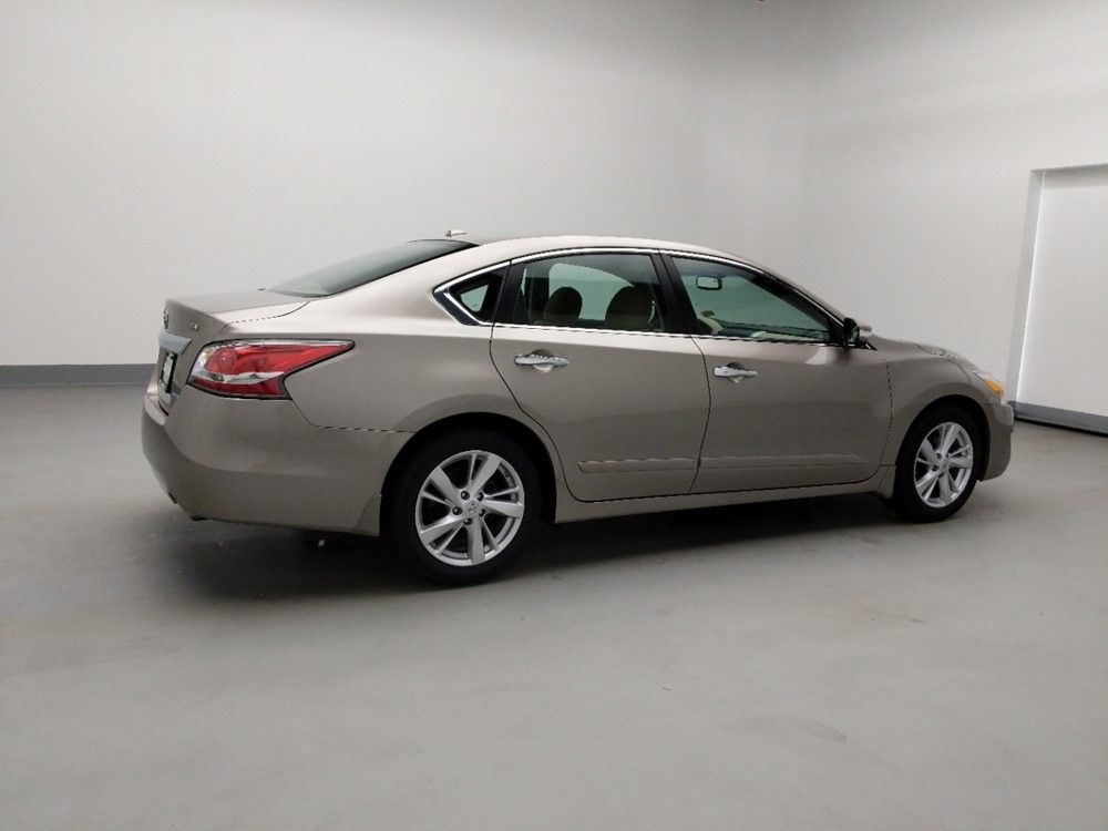 2014 Nissan Altima - Passenger Rear Side