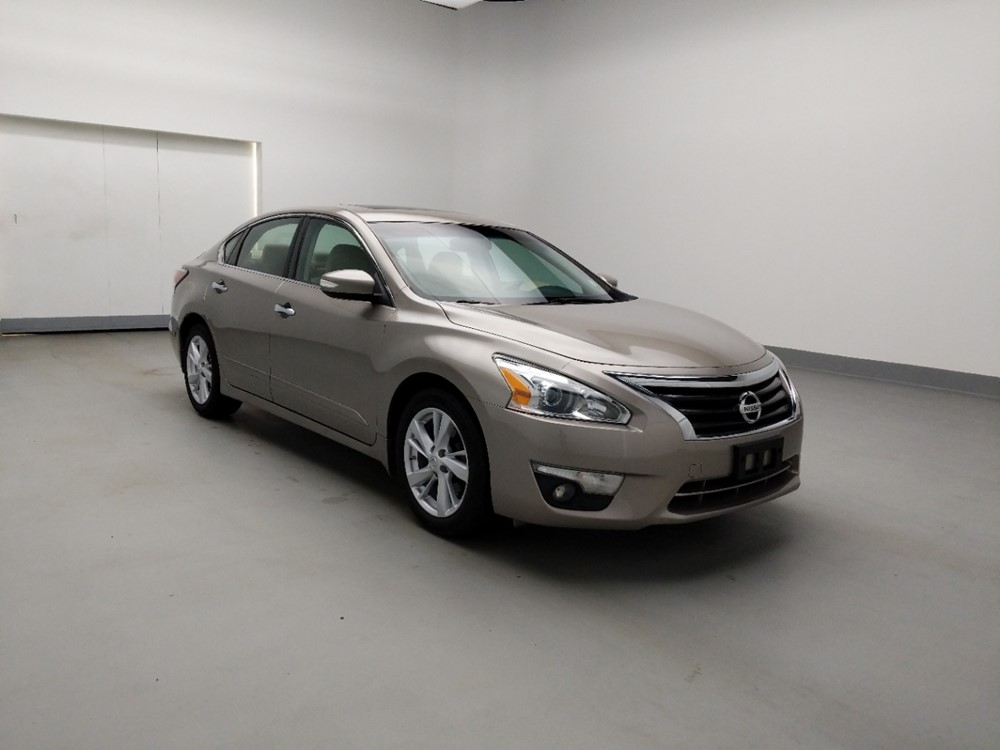 2014 Nissan Altima - Passenger Front Bumper