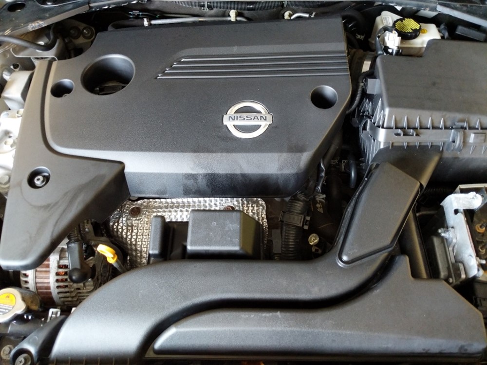 2014 Nissan Altima - Engine