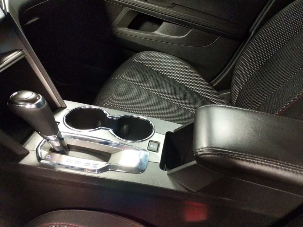 2017 Chevrolet Equinox - Center Console/Cup Holders