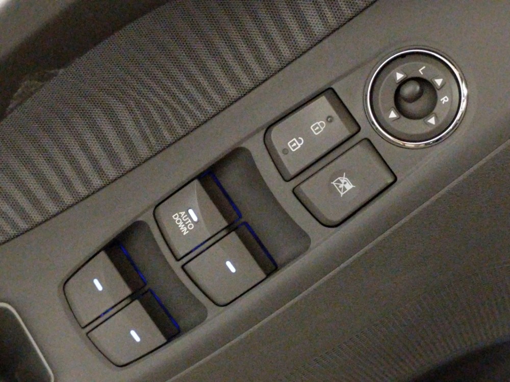 2013 Hyundai Elantra - Driver Power Windows/Lock Control
