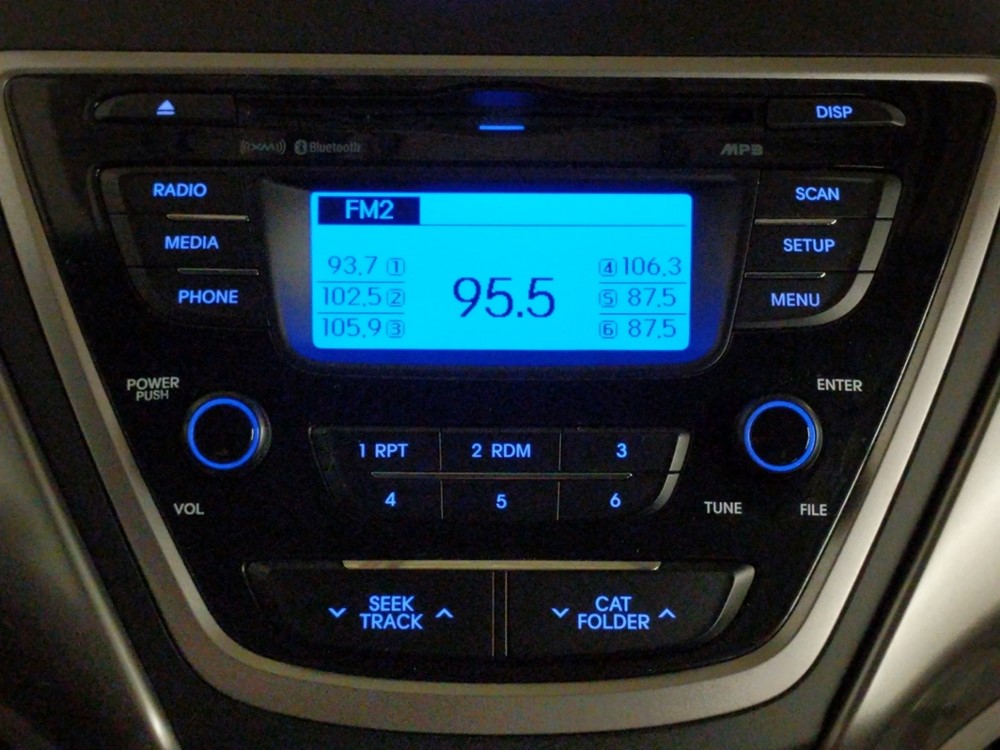 2013 Hyundai Elantra - Stereo Package