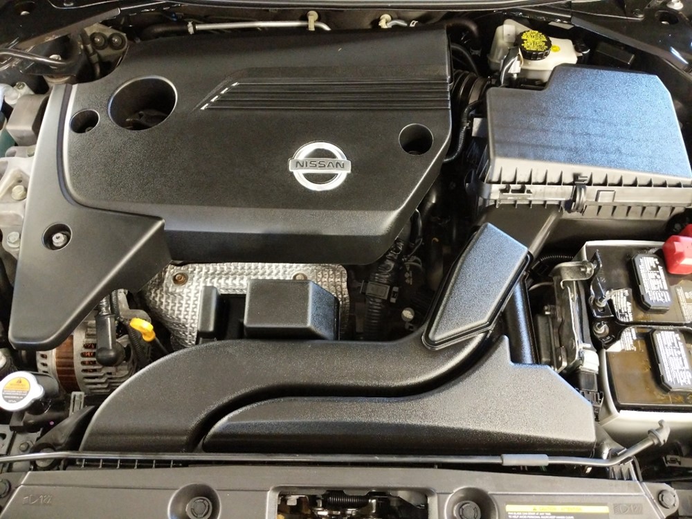 2014 Nissan Altima - Engine