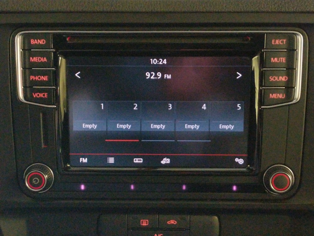 2016 Volkswagen Jetta - Stereo Package