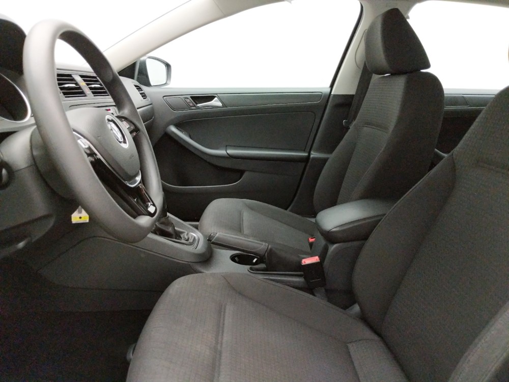 2016 Volkswagen Jetta - Driver Front Seat
