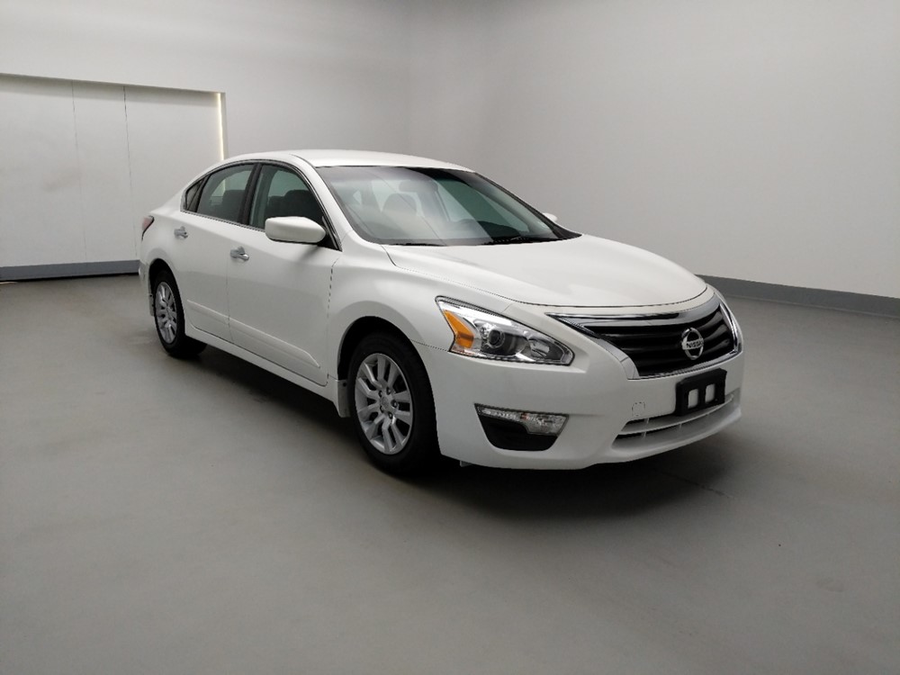 2015 Nissan Altima - Passenger Front Bumper
