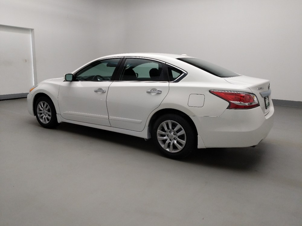 2015 Nissan Altima - Driver Rear Side