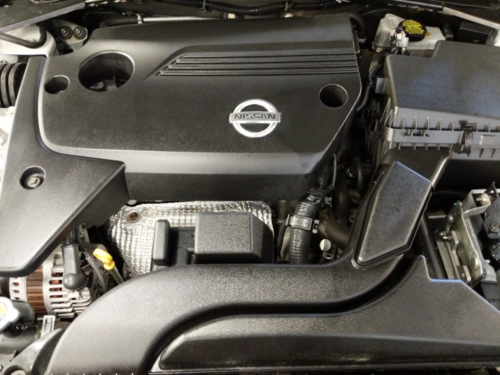 2015 Nissan Altima - Engine