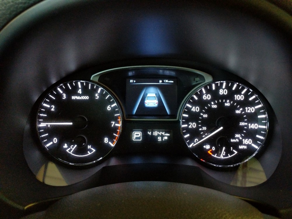 2015 Nissan Altima - Odometer Close Up