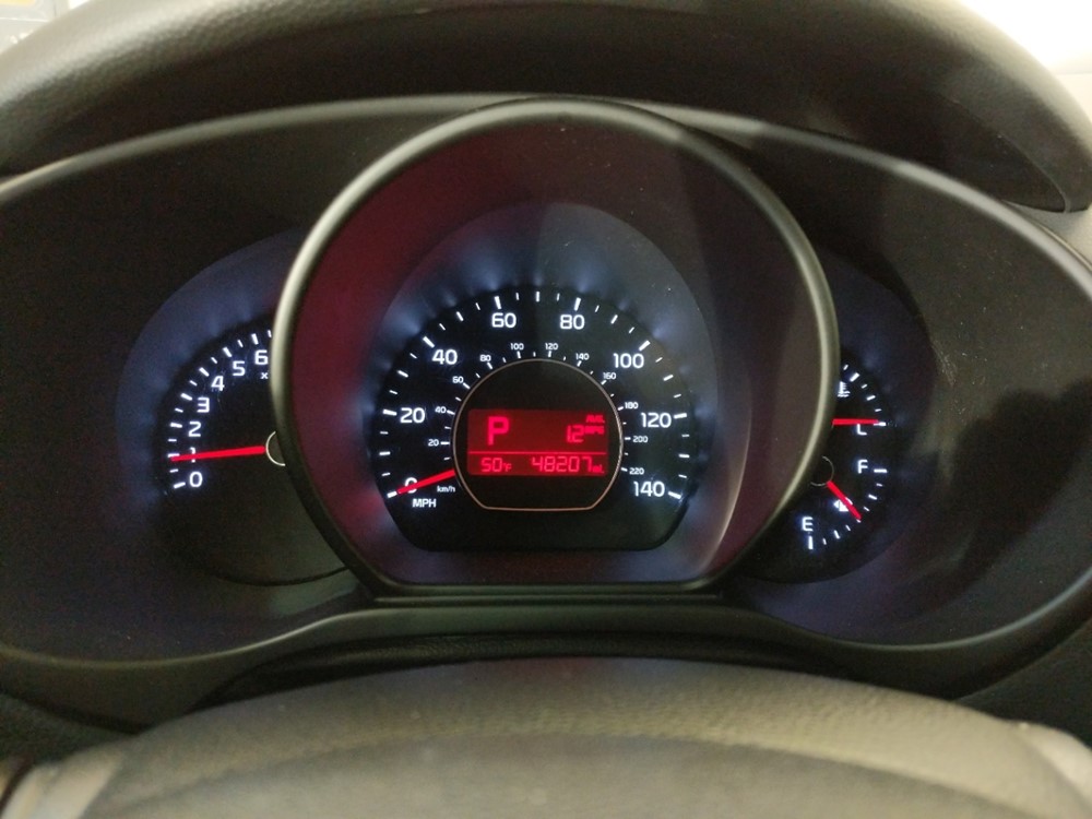 2016 Kia Soul - Odometer Close Up