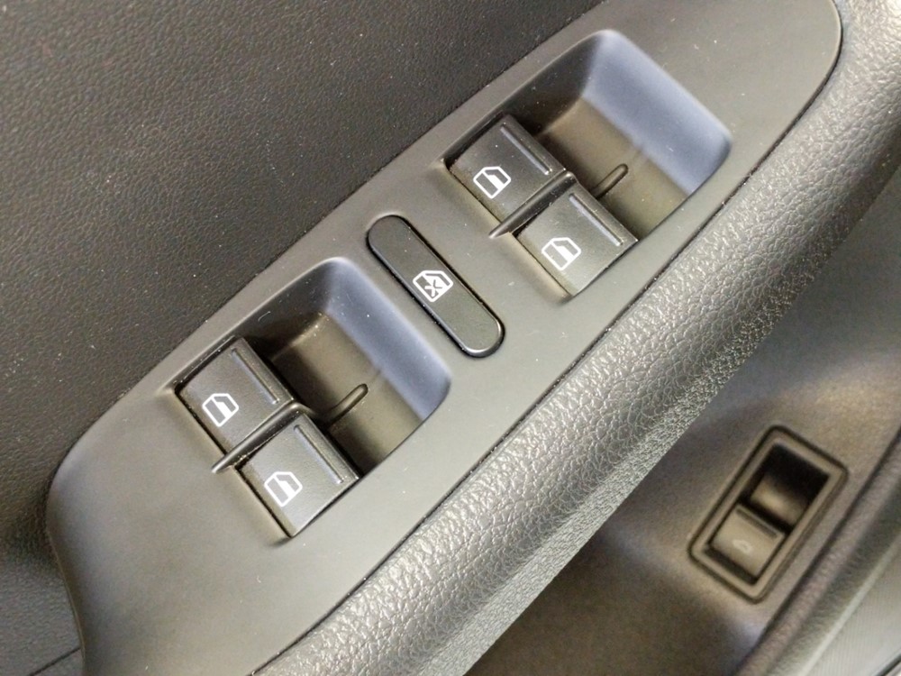 2017 Volkswagen Jetta - Driver Power Windows/Lock Control