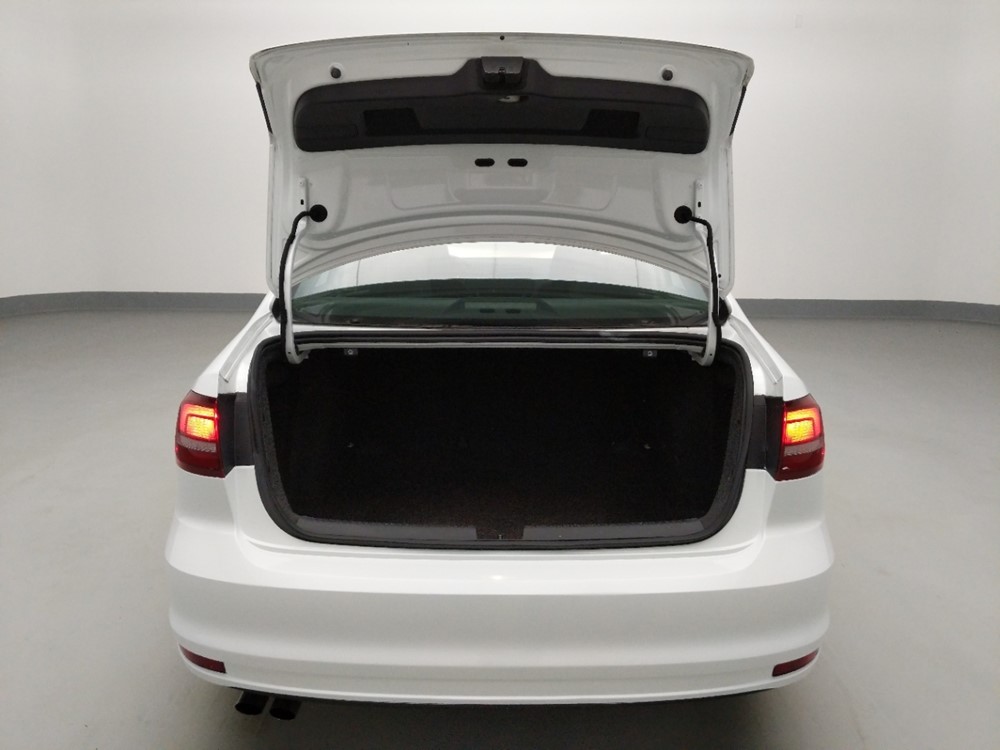 2017 Volkswagen Jetta - Trunk