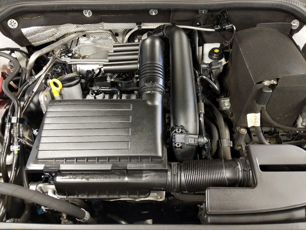 2017 Volkswagen Jetta - Engine