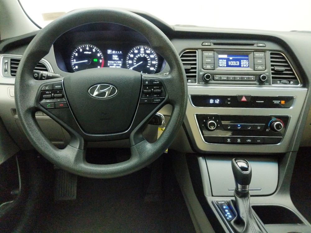 2017 Hyundai Sonata - Driver Dash