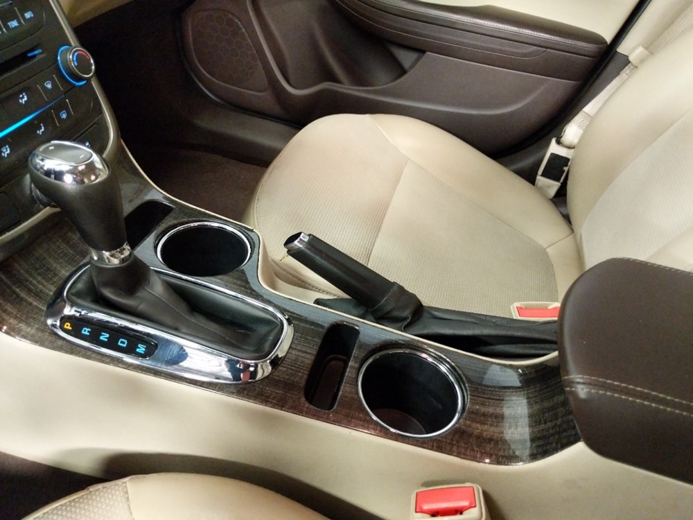 2015 Chevrolet Malibu - Center Console/Cup Holders