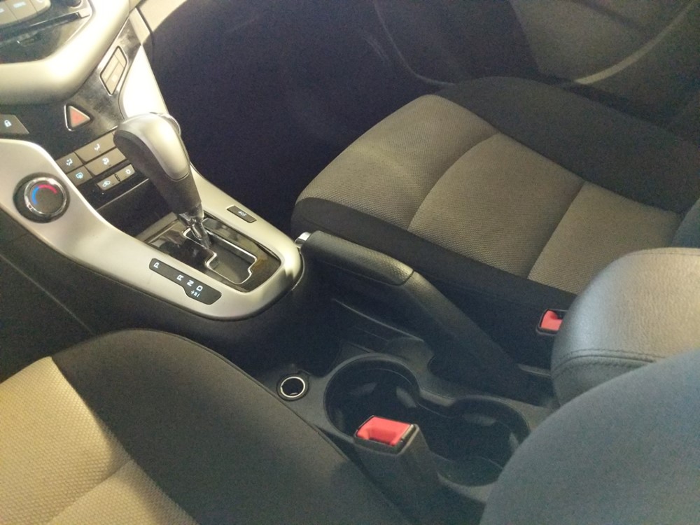 2014 Chevrolet Cruze - Center Console/Cup Holders