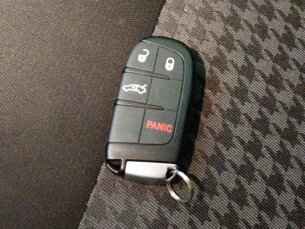 2016 Dodge Challenger - Keys