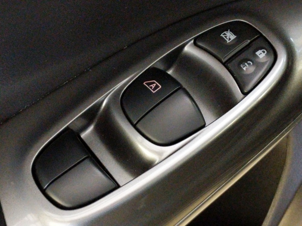 2016 Nissan JUKE - Driver Power Windows/Lock Control