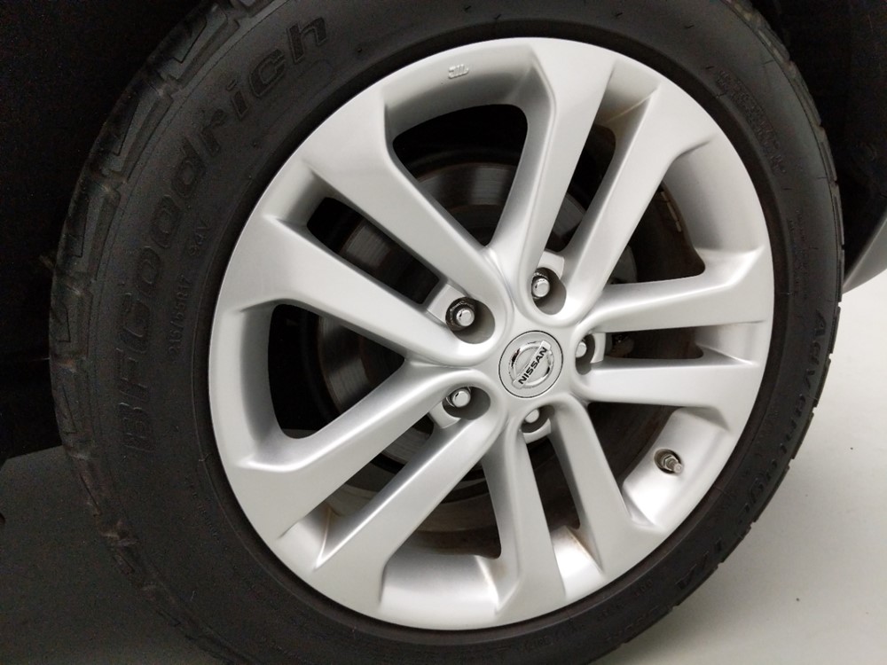 2016 Nissan JUKE - Wheel